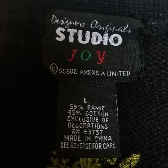 Winter Cardigan Black Red EUC SZ Large - Picture 6 of 7